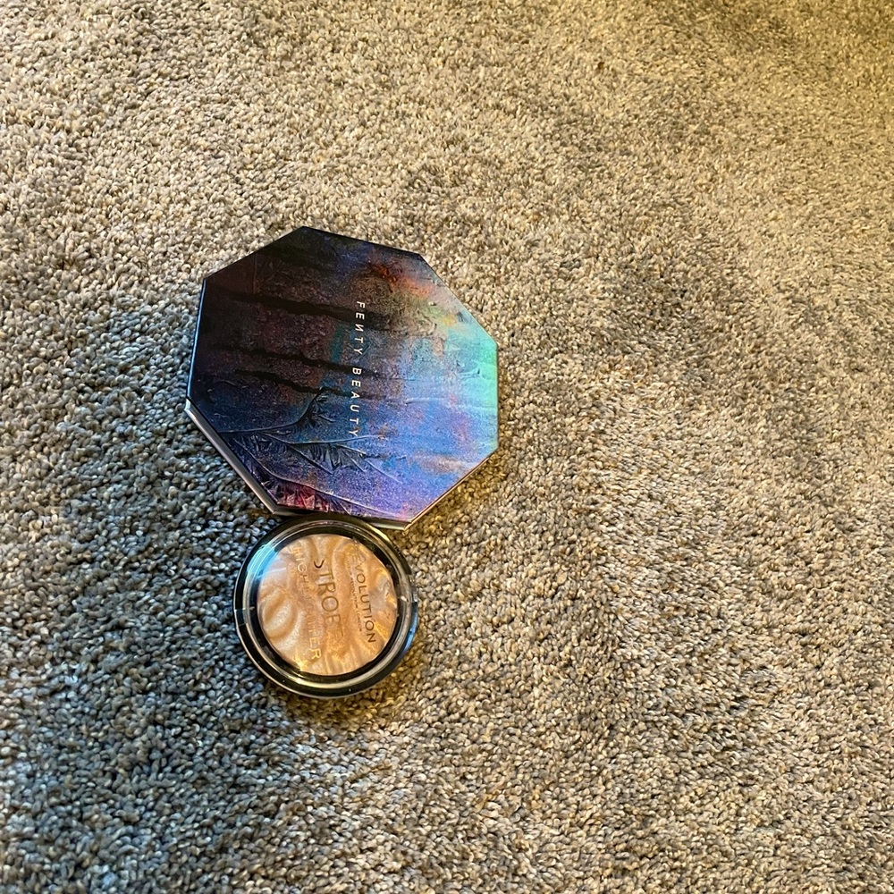 Fenty beauty metallic eyeshadow and highlighter